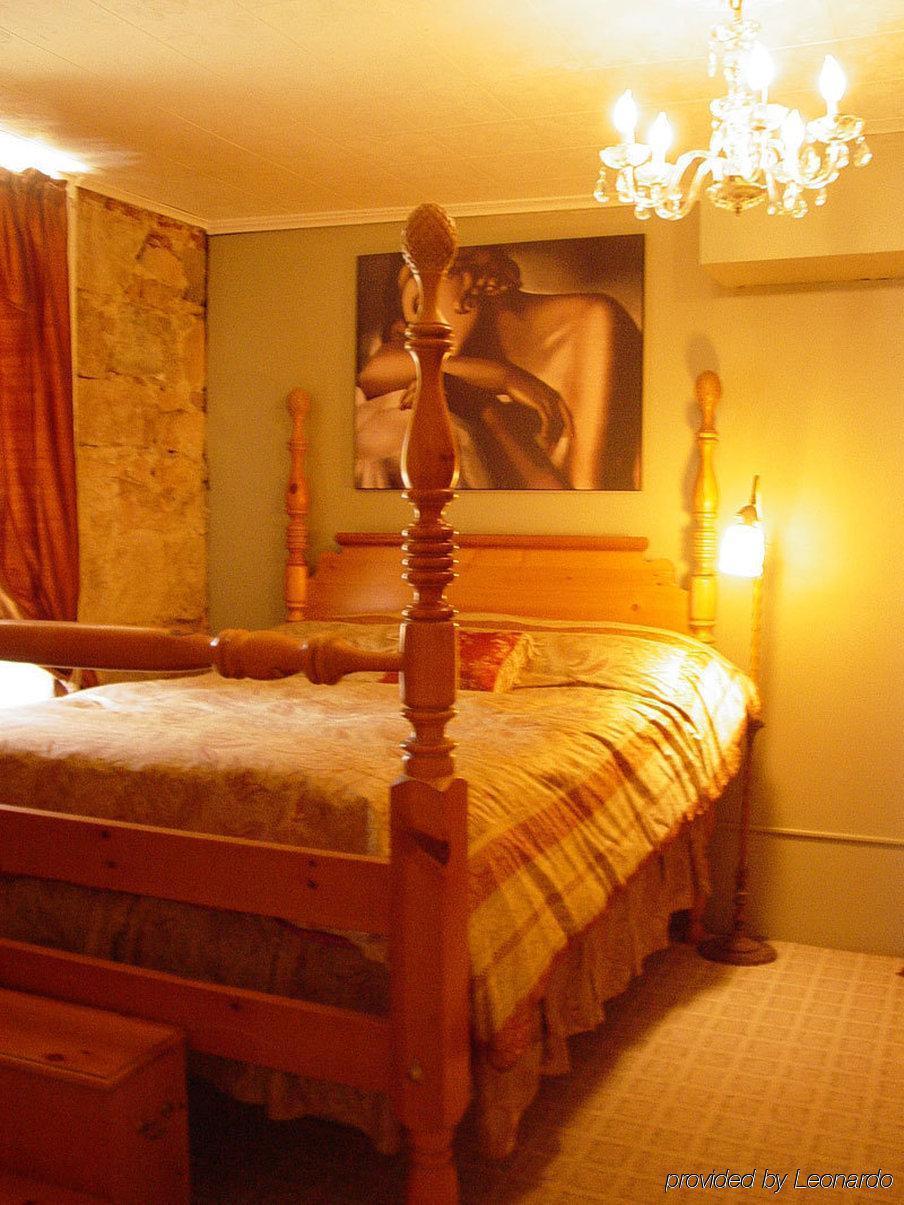 The Historic Hotel Leger Mokelumne Hill Номер фото